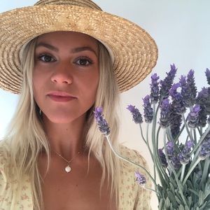 Meet your Posher, Taylor